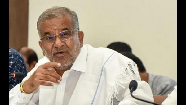 ಕಾಲಕ್ಕೆ ತಕ್ಕಂತೆ ಬದಲಾವಣೆಗಳು ನಡೆಯುತ್ತಿರುತ್ತವೆ ಕಾಲಕ್ಕೆ ತಕ್ಕಂತೆ ಬದಲಾವಣೆಗಳು ನಡೆಯುತ್ತಿರುತ್ತವೆ