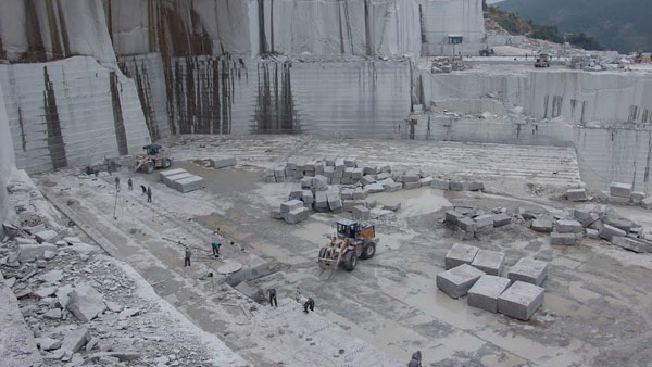 ಕೋಲಾರಿನಲ್ಲಿ ಅಕ್ರಮ: 