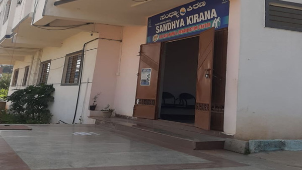 ಆತ್ಮಹತ್ಯೆ ಕಾರಣ ಇನ್ನೂ ನಿಗೂಢ 