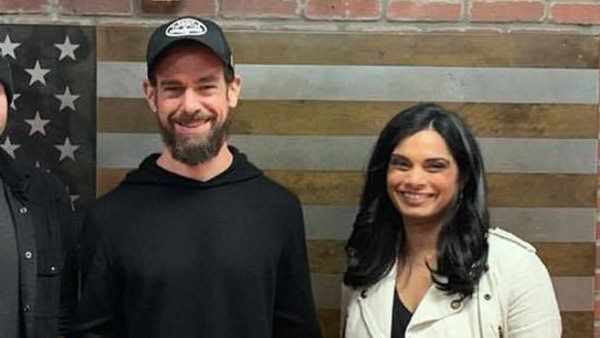 ಜನಪ್ರಿಯ ಕಾರ್ಪೊರೇಟ್ ವಕೀಲೆ ಜನಪ್ರಿಯ ಕಾರ್ಪೊರೇಟ್ ವಕೀಲೆ