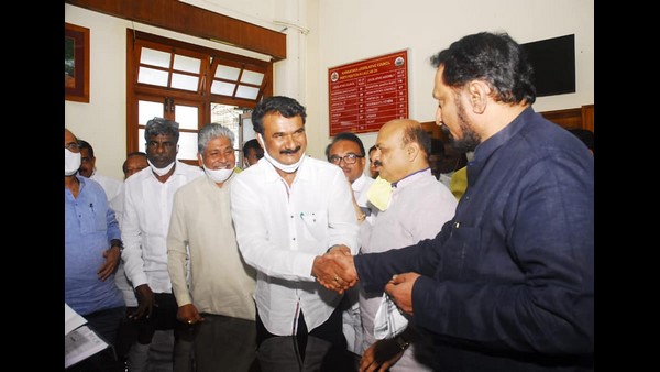 Introduction Of MK Pranesh, Who Was Elected Vice-Chairperson Of Karnataka Legislative Council Introduction Of MK Pranesh, Who Was Elected Vice-Chairperson Of Karnataka Legislative Council