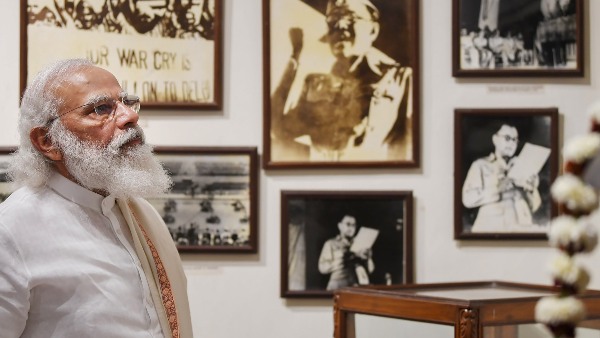 More Than 10 Lakh Likes In Just 24 Hours For PM Modis Picture At Kolkata More Than 10 Lakh Likes In Just 24 Hours For PM Modis Picture At Kolkata