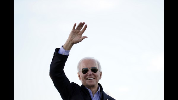 ಬಾಂಬ್ ಪರೇಡ್‌ಗೆ ಸರ್ವಾಧಿಕಾರಿ ಸಾಕ್ಷಿ