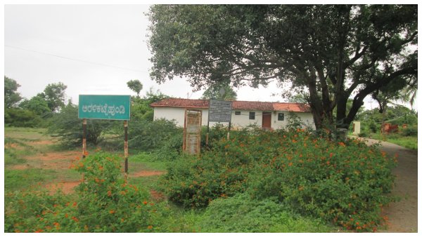 ಗ್ರಾಮದ ಅಭಿವೃದ್ಧಿಗೆ ತಡೆಯಾದ ಕೊರೋನಾ