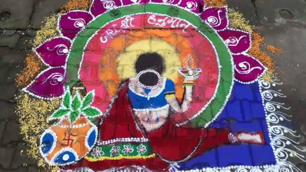 ದಶಕಗಳ ಇತಿಹಾಸ