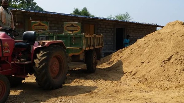 ಸ್ಟಾಕ್ಯಾರ್ಡ್ ಮರಳಿಗೂ ಬೇಡಿಕೆ ಇಲ್ಲ ಸ್ಟಾಕ್ಯಾರ್ಡ್ ಮರಳಿಗೂ ಬೇಡಿಕೆ ಇಲ್ಲ