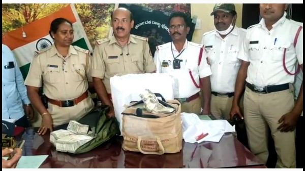 Davanagere : Crores Of Money Without Records Seized In Davanagere