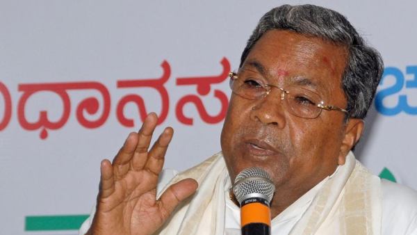  Siddaramaiah attends funeral of his fan to fulfill his last wish
