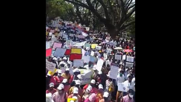 ಪೋಷಕರ ಸಂಘಟನೆಗಳಿಲ್ಲ! ಪೋಷಕರ ಸಂಘಟನೆಗಳಿಲ್ಲ!