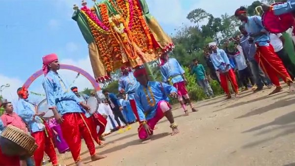 54ಕ್ಕೂ ಅಧಿಕ ಸಿಬ್ಬಂದಿಗಳನ್ನೊಳಗೊಂಡ ರಂಗಾಯಣ 54ಕ್ಕೂ ಅಧಿಕ ಸಿಬ್ಬಂದಿಗಳನ್ನೊಳಗೊಂಡ ರಂಗಾಯಣ