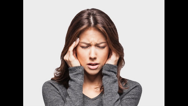 ಗೊತ್ತಾದ ತಕ್ಷಣ ಮಾತನ್ನು ಬದಲಿಸಿ, ಉದಾಸೀನತೆ ತಾಳಿ