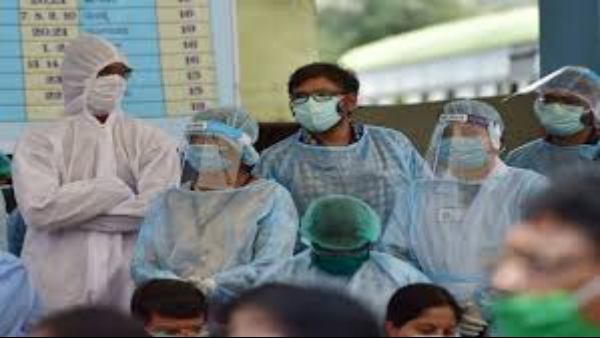 12,881 New Covid-19 Cases, 101 Deaths Reported Across India, 11,987 Discharged 12,881 New Covid-19 Cases, 101 Deaths Reported Across India, 11,987 Discharged