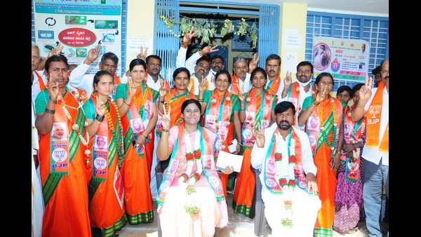 ಉನ್ನತ ಶಿಕ್ಷಣ ಪಡೆದ ಸ್ವಾತಿ