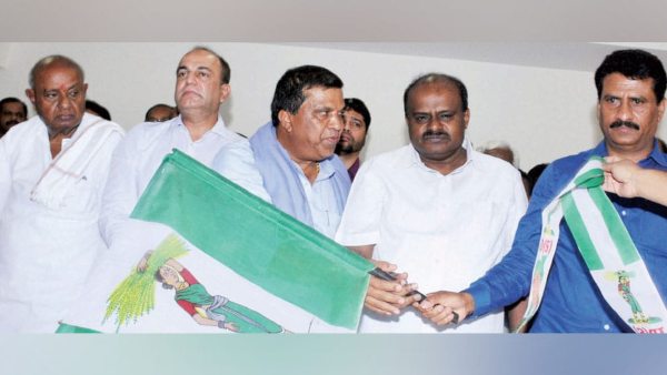 ಜೆಡಿಎಸ್‍ನಲ್ಲಿ ಎಲ್ಲವೂ ಸರಿಯಿಲ್ಲ