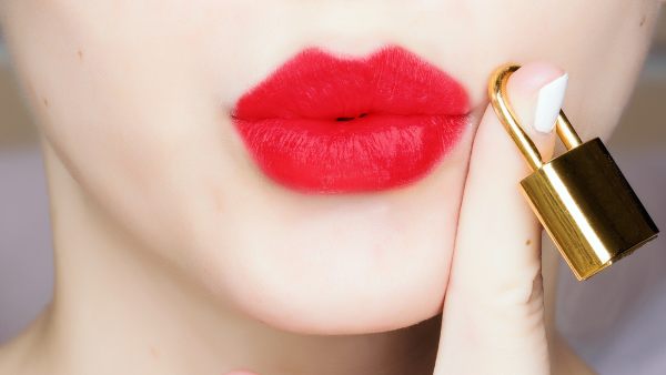 ಮಾತು ಮುತ್ತಿನ ಹಾರದಂತಿದ್ದರೆ ಚೆಂದ