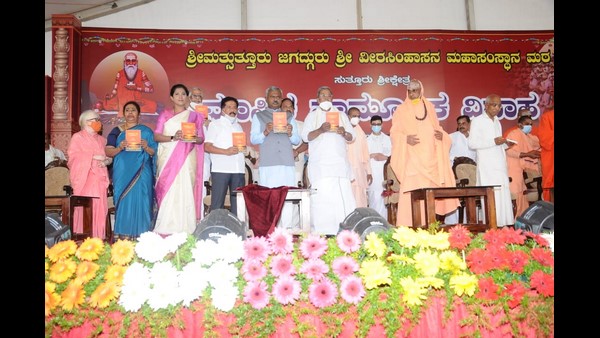 ಹಾಸ್ಯ ಚಟಾಕಿ ಹಾರಿಸಿದ ಸಿದ್ದರಾಮಯ್ಯ