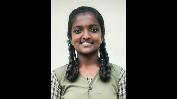 ಸೋರೆಕಾಯಿ ಬೊಂಬೆಗೆ ಜೀವಕೊಟ್ಟ ಕಲೆಗಾತಿ