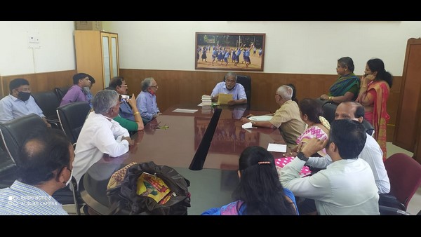 ಪುಸ್ತಕ ಖರೀದಿಗೆ ಅನುಮೋದನೆ