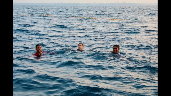 ಖಾಲಿ ಬಲೆಯೊಂದಿಗೆ ಬಂದೆವು ಖಾಲಿ ಬಲೆಯೊಂದಿಗೆ ಬಂದೆವು