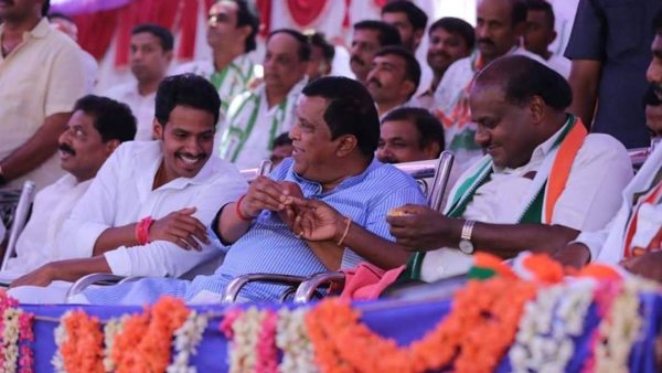 ಆತ್ಮವಿಶ್ವಾಸ, ಭಿನ್ನಾಭಿಪ್ರಾಯ?