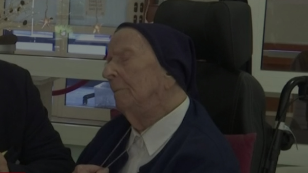  ಈ ವಯಸ್ಸಲ್ಲಿ ಸುಲಭದ ಮಾತಲ್ಲ..! 