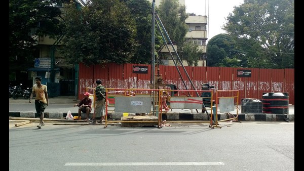 ರೈಲ್ವೆ ಅಂಡರ್ ಪಾಸ್ ಹೆಚ್ಚುವರಿ ಬಾಕ್ಸ್ ಅಳವಡಿಕೆ 