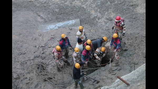 ನೀರ್ಗಲ್ಲುಗಳು ವರ್ಷಕ್ಕೆ ಅರ್ಧ ಮೀಟರ್‌ ನಷ್ಟು ಕರಗುತ್ತಿವೆ 