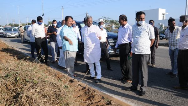 ವಿವಿಧ ಪ್ರದೇಶಗಳಿಗೆ ಭೇಟಿ
