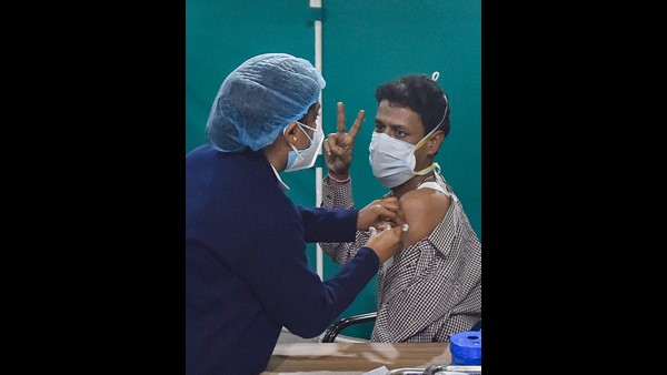 1,150 ಮಂದಿಯಲ್ಲಿ ಒಬ್ಬರಿಗೆ ಅಡ್ಡ ಪರಿಣಾಮ 