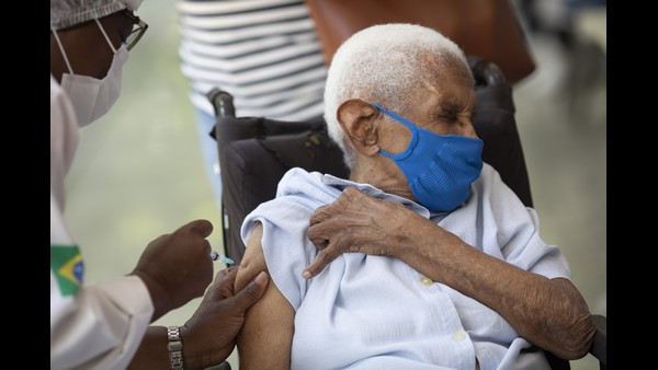 ಕೊವಿಡ್ ಲಸಿಕೆ ಪಡೆದ ನಂತರ ಮೃತಪಟ್ಟವರ ಸುತ್ತ ಪ್ರಶ್ನೆ 