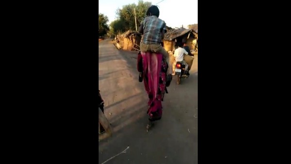 ನಾಲ್ವರ ವಿರುದ್ಧ ಎಫ್‌ಐಆರ್