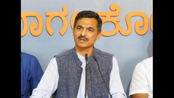 ಏರೋಪ್ಲೇನ್ ಏರಿಸಿ ಅಂದರೆ ಏನರ್ಥ ಏರೋಪ್ಲೇನ್ ಏರಿಸಿ ಅಂದರೆ ಏನರ್ಥ