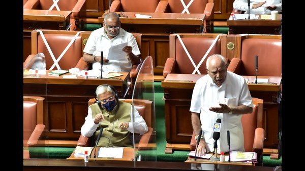 CM Yediyurappa and Opposition Leader Siddaramaiahs discussion in Assembly
