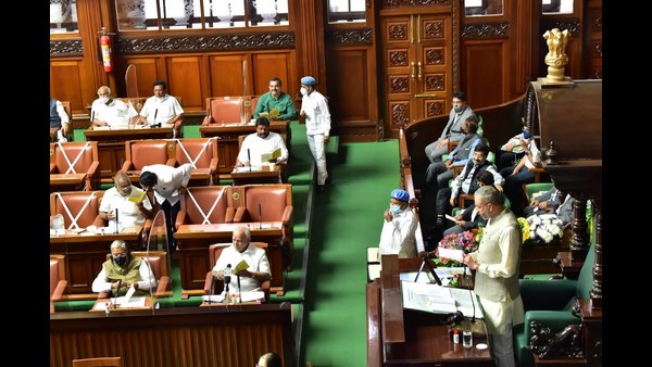 ಚರ್ಚೆ ನಡೆಯಲೇ ಬೇಕು ಎಂದ ಯಡಿಯೂರಪ್ಪ