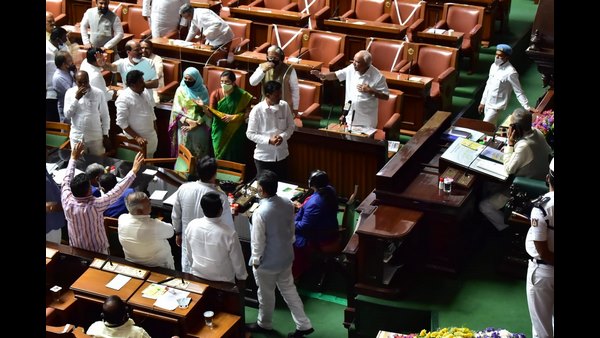 ಎಸ್ಐಟಿ ತನಿಖೆಯ ನಿರ್ಧಾರ ಪ್ರಶ್ನಿಸಲಿರುವ ಕಾಂಗ್ರೆಸ್! ಎಸ್ಐಟಿ ತನಿಖೆಯ ನಿರ್ಧಾರ ಪ್ರಶ್ನಿಸಲಿರುವ ಕಾಂಗ್ರೆಸ್!