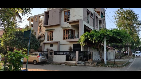 ವಿಕ್ಟರ್ ಸೈಮನ್, ಪೊಲೀಸ್ ಇನ್‌ಸ್ಪೆಕ್ಟರ್ , ಬಿಎಂಟಿಎಫ್