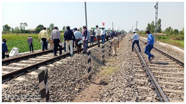  CRS Inspection In Railway Double Line Between Kudachi And Raybag