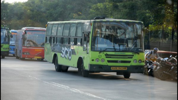 ಸುಮಾರು 700 ಕೋಟಿ ನಷ್ಟ