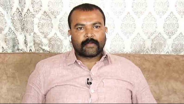  ಸಾಮಾಜಿಕ ಹೋರಾಟಗಾರ ಎಂದು ಗುರುತಿಸಿಕೊಂಡಿರುವ ದಿನೇಶ್ ಕಲ್ಲಹಳ್ಳಿ 