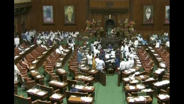  ಅಶ್ಲೀಲ ಸಿಡಿ: ಮಾನ ಹರಾಜು ಆಗಿದ್ದು ಜಾರಕಿಹೊಳಿಯದ್ದೋ, ಸದನದ್ದೋ