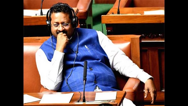  ಇನ್ನೂ ನಾಲ್ಕುನೂರು ಸಿಡಿಗಳಿವೆ, ಯತ್ನಾಳ್ ಹೇಳಿಕೆ