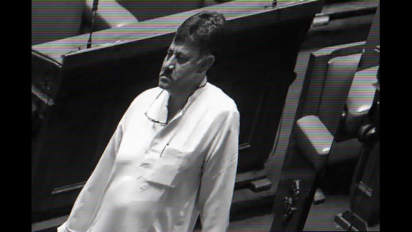  ಕಾಂಗ್ರೆಸ್ಸಿನವರು ಜಿಪ್ ತೆಗೆಯೋಕೆ ಹೇಳಿದ್ರಾ