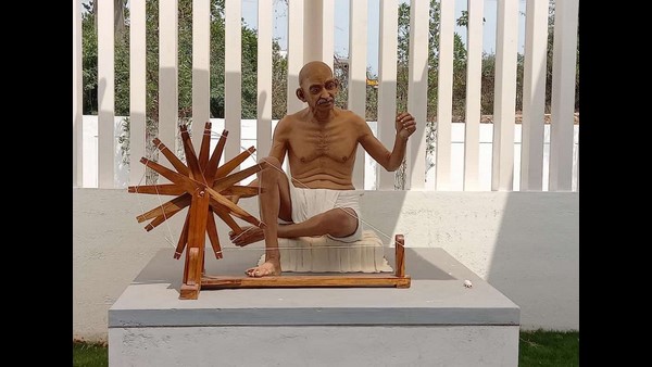 ಸತ್ಯ ಮೇವ ಜಯತೆ ಎಂಬ ಬರಹ