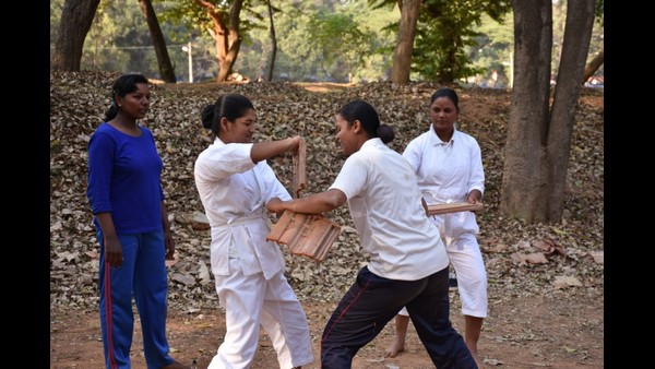 ಗೃಹ ಸಚಿವರಿಂದ ಯೋಜನೆಗೆ ಚಾಲನೆ: 