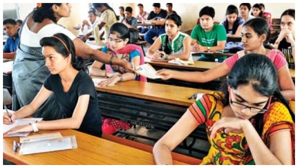 ಯಾವ ಭಾಷೆಗಳಲ್ಲಿ ಪರೀಕ್ಷೆ?