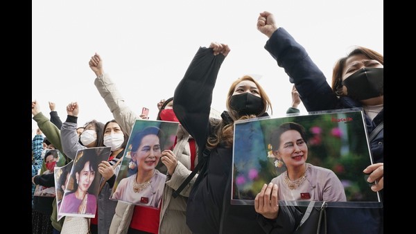 ಮ್ಯಾನ್ಮಾರ್ ಸೇನೆ ವಿರುದ್ಧ ಆಕ್ರೋಶ 