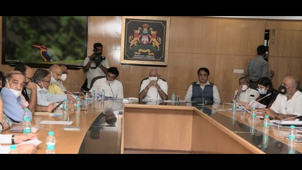 ಮಾಸ್ಕ್ ಹಾಕದವರಿಗೆ ದಂಡ ವಿಧಿಸುವುದು ಅನಿವಾರ್ಯ 