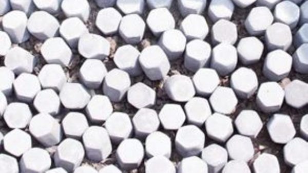 ಲಾಕ್ ಡೌನ್‍ನಿಂದ ಮೂರಾಬಟ್ಟೆಯಾಯ್ತು ಬದುಕು