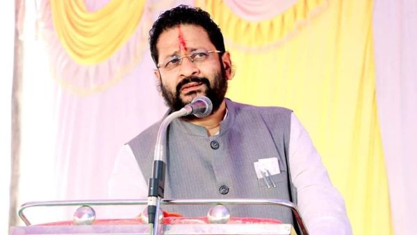 ಪಕ್ಷಕ್ಕೆ ಮುಜುಗರ