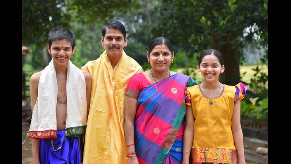 ಎಳವೆ ಪ್ರಾಯದಲ್ಲೇ ವೈರಾಗ್ಯತ್ವ